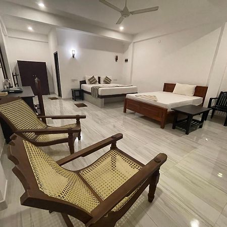 Ashansa Lagoon Resort Tangalle Esterno foto
