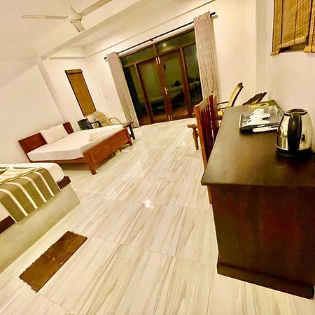 Ashansa Lagoon Resort Tangalle Esterno foto