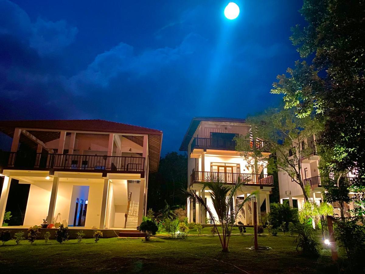 Ashansa Lagoon Resort Tangalle Esterno foto