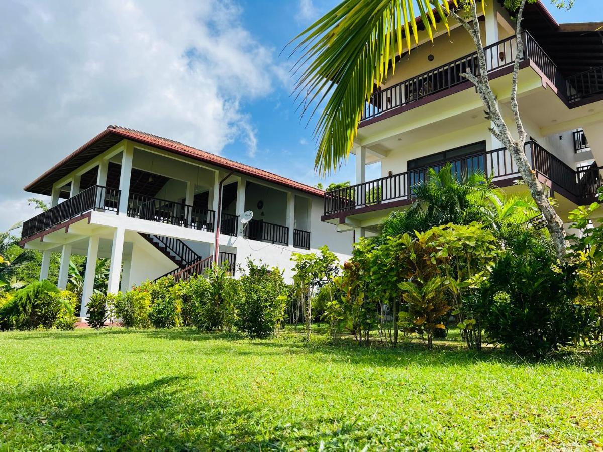 Ashansa Lagoon Resort Tangalle Esterno foto