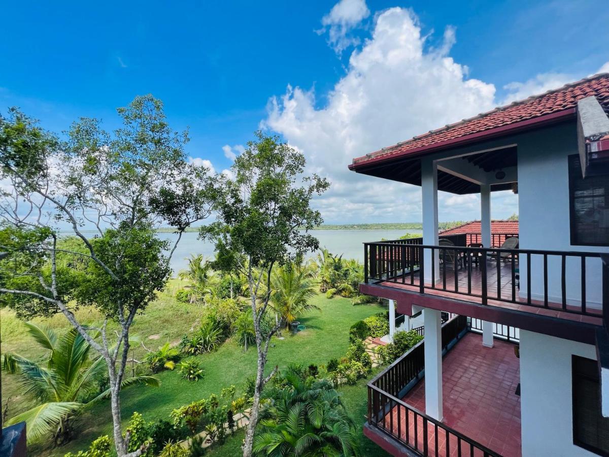 Ashansa Lagoon Resort Tangalle Esterno foto