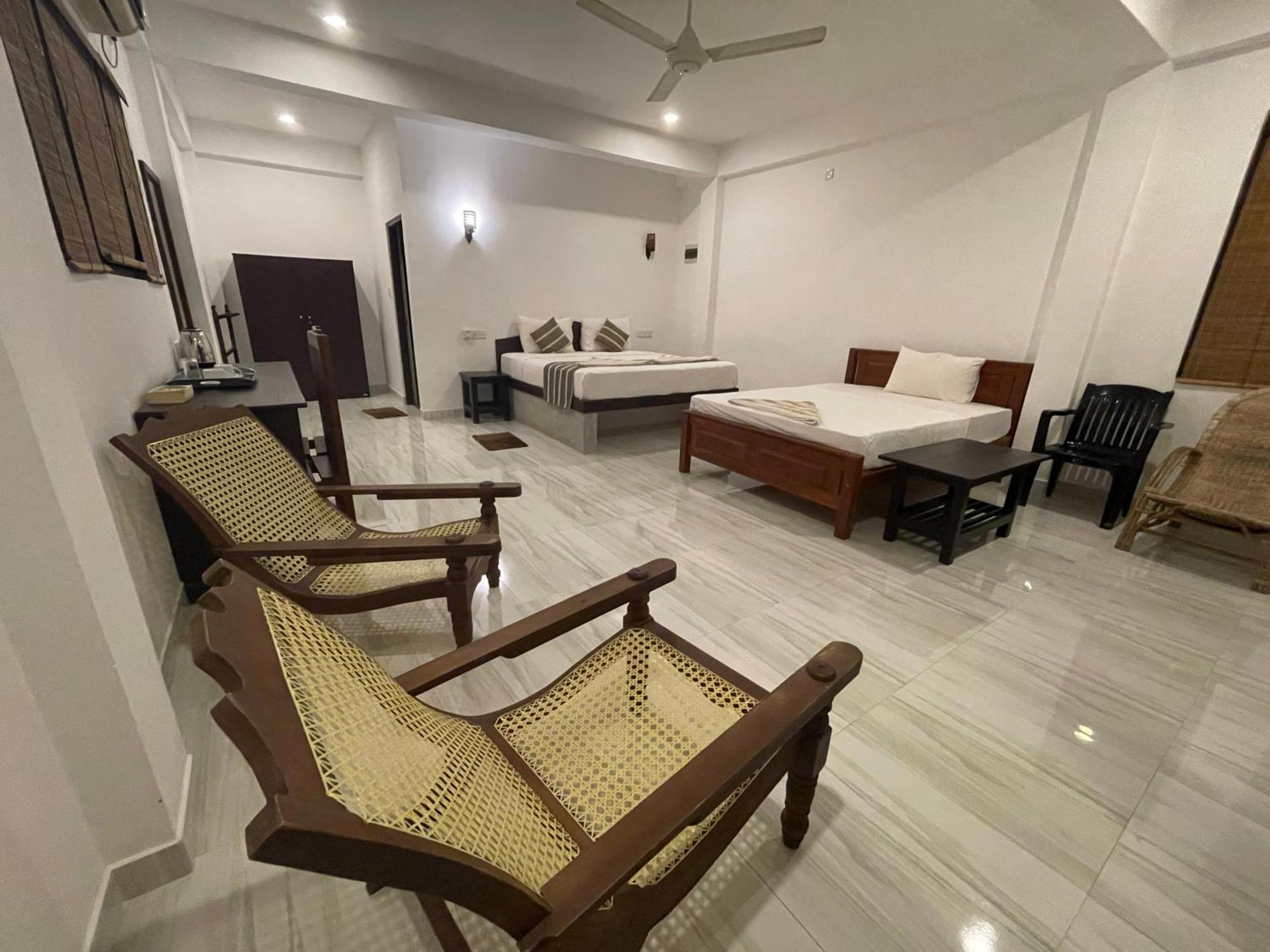 Ashansa Lagoon Resort Tangalle Esterno foto