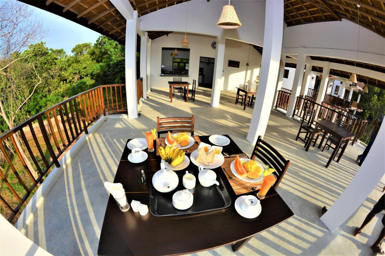 Ashansa Lagoon Resort Tangalle Esterno foto