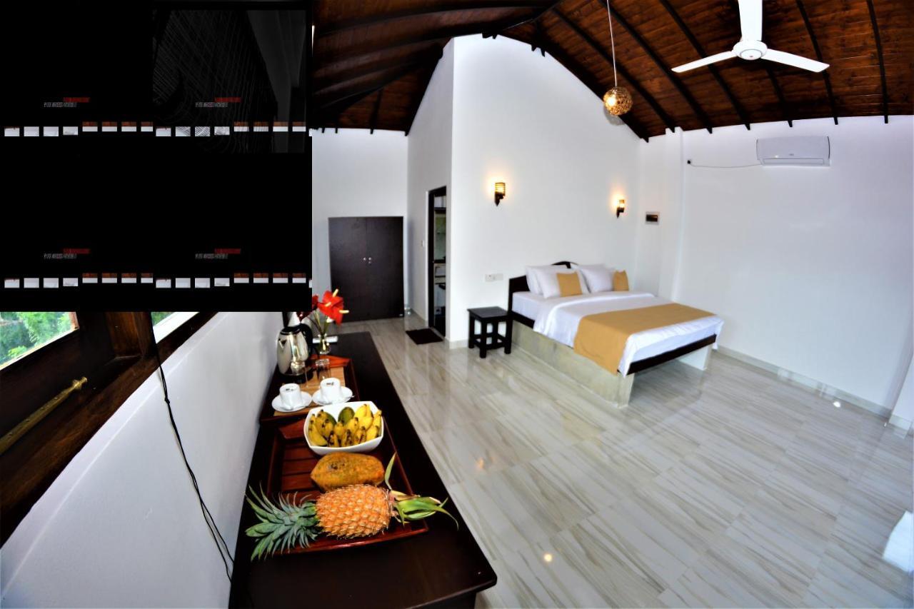 Ashansa Lagoon Resort Tangalle Esterno foto